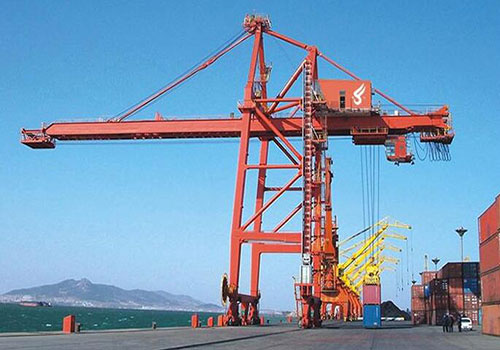 岸邊集裝箱起重機